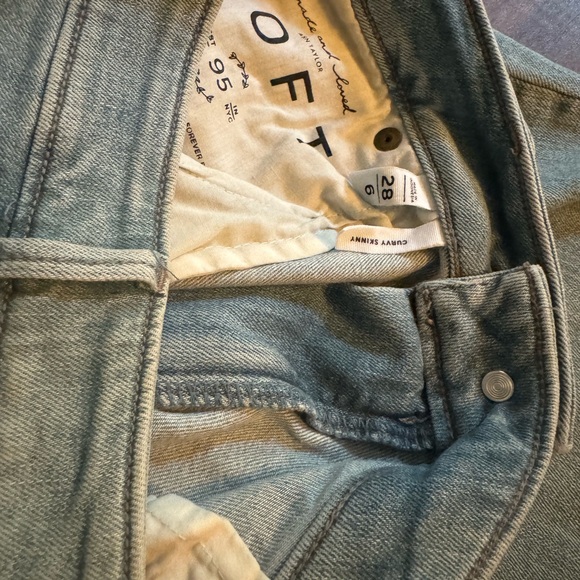Light blue Loft jeans nwt 28/6 - Picture 2 of 2